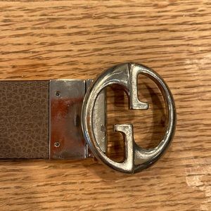 Reversible Brown/Black Gucci Belt